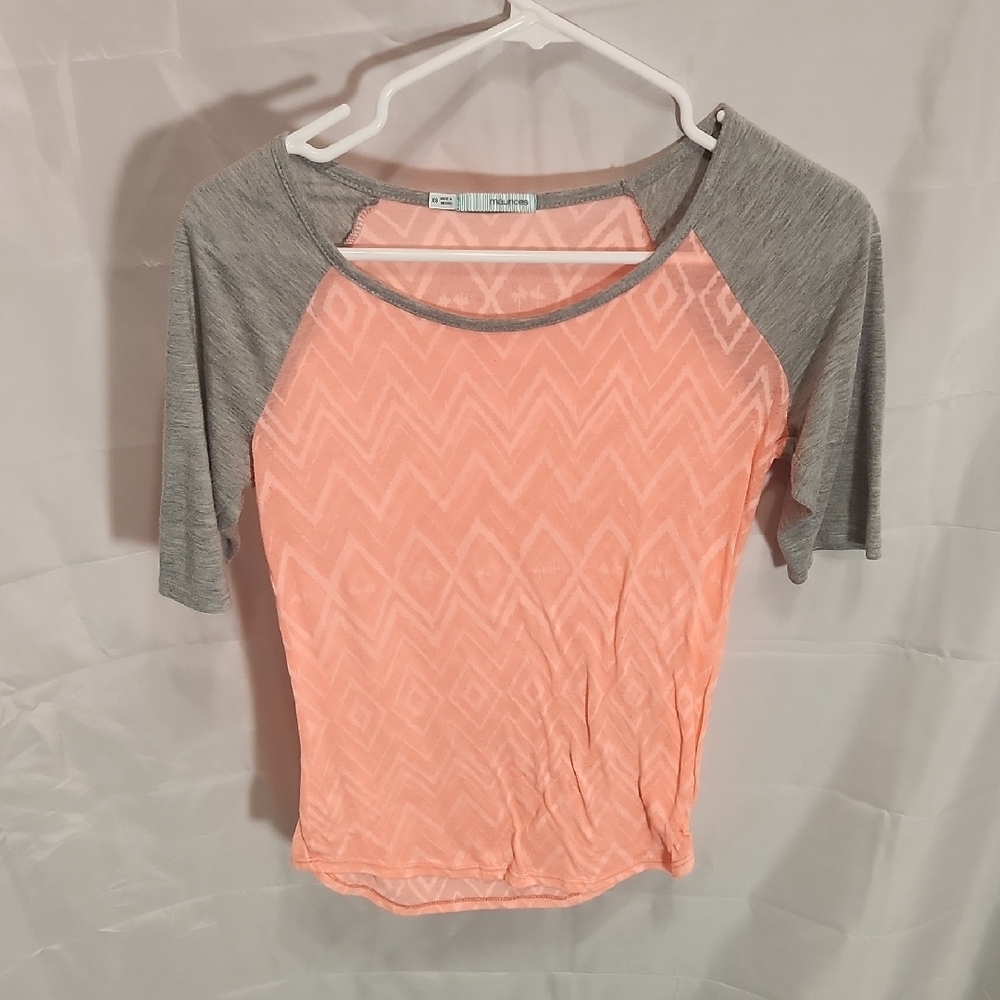 Maurices Coral and Gray Chevron Short Sleeve Tee